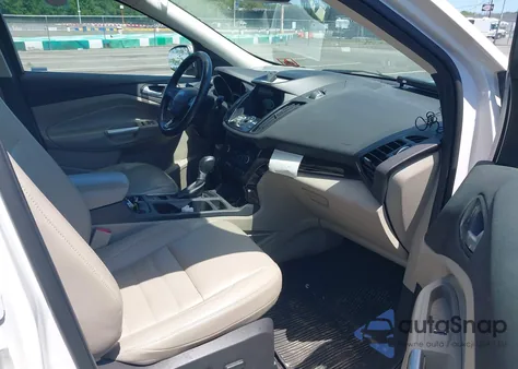 2018 Ford Escape Titanium from USA, damaged, VIN 1FMCU9J99JUD13413